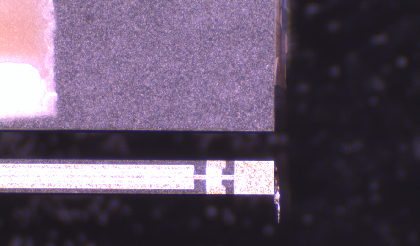 Close-up: sensor type S1.0 with sapphire tip